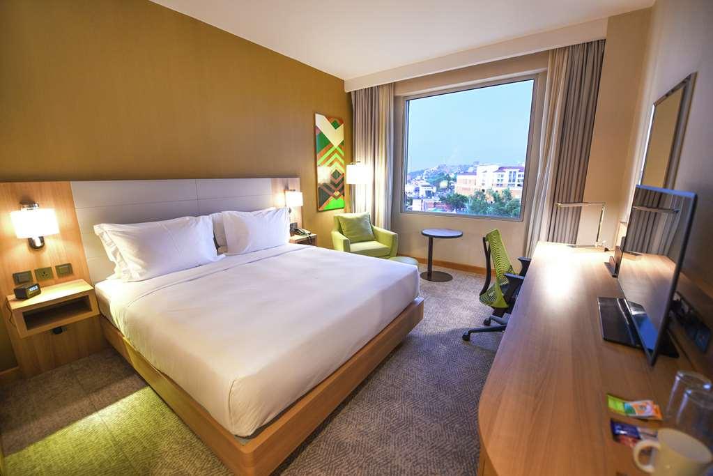Hilton Garden Inn Kampala Ruang foto